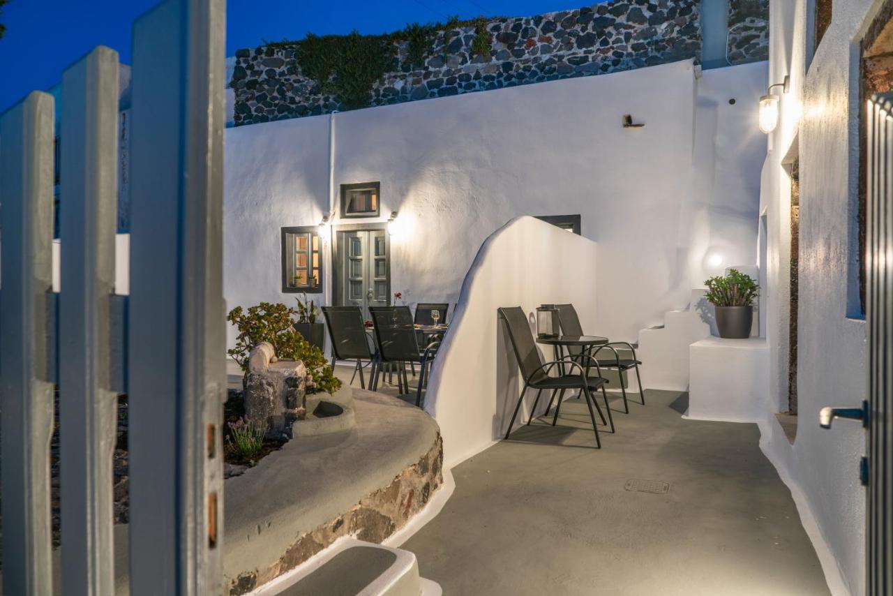 Noelia Suites Oia  Exterior photo